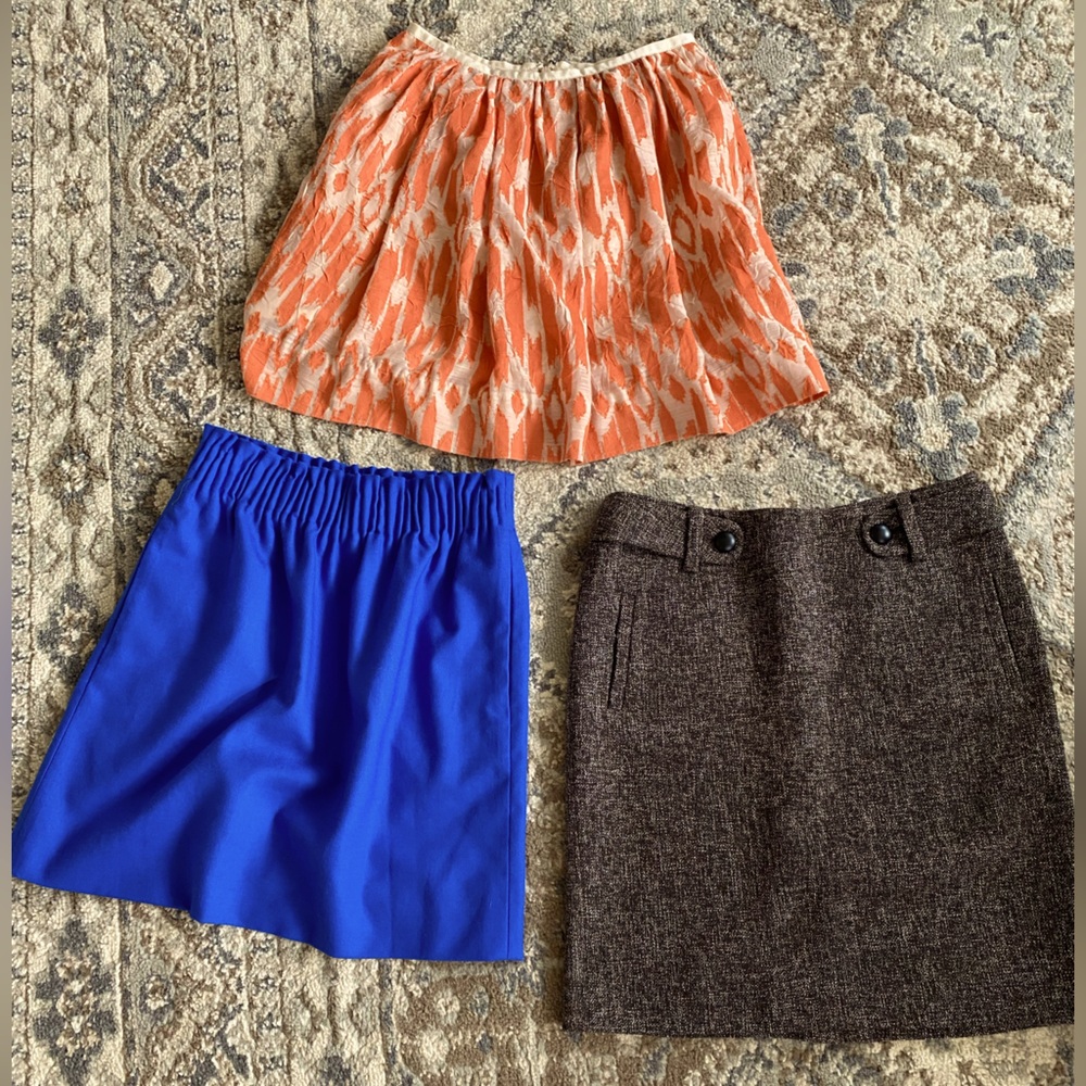 Three size 0 skirts